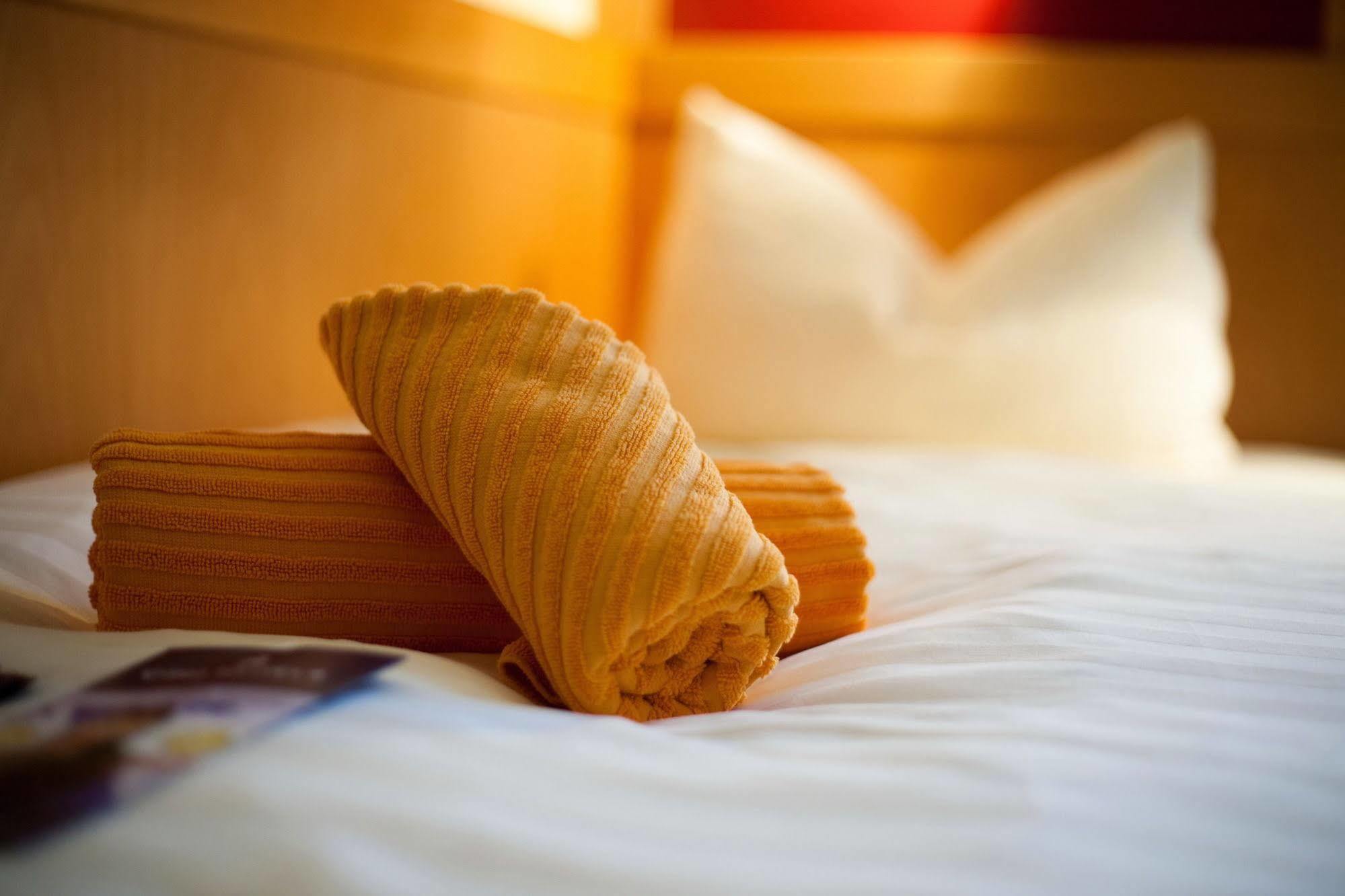 Hotel Gewuerzmuehle Gera Bagian luar foto